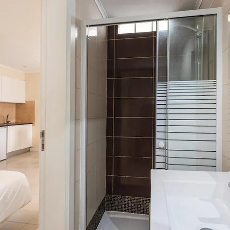 Budget Center - B4 Apartman