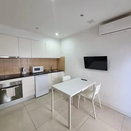 Appartement Budget Center - B4 *