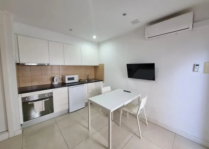 Appartement Budget Center - B4 *